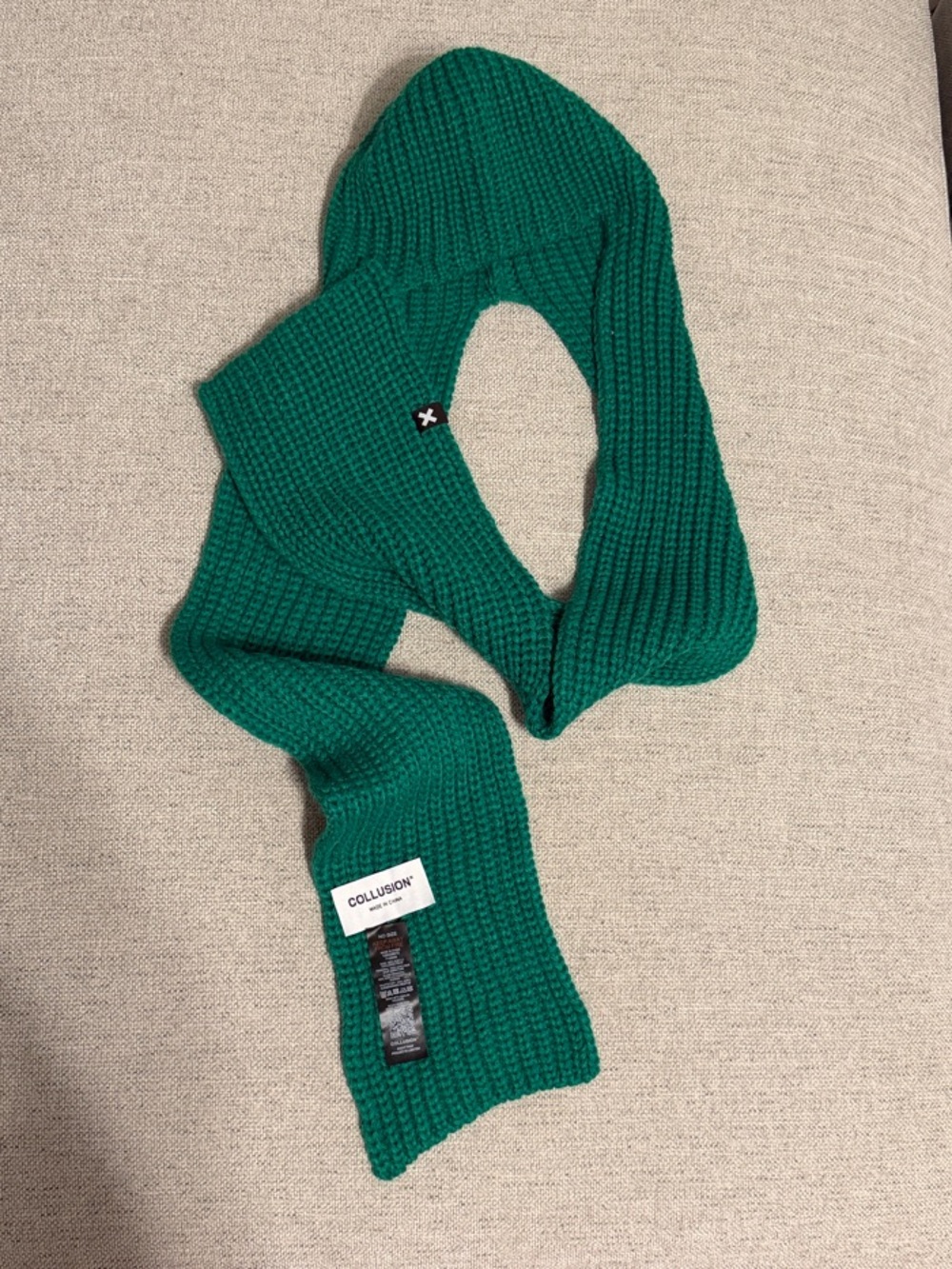 COLLUSION Green Knit Hooded Scarf